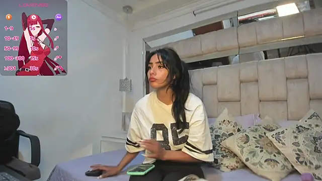 Snapshot of Tashi7 chatting on 06-06-26, 03:06 Tashi7 online show from 06-06-26, 03:06