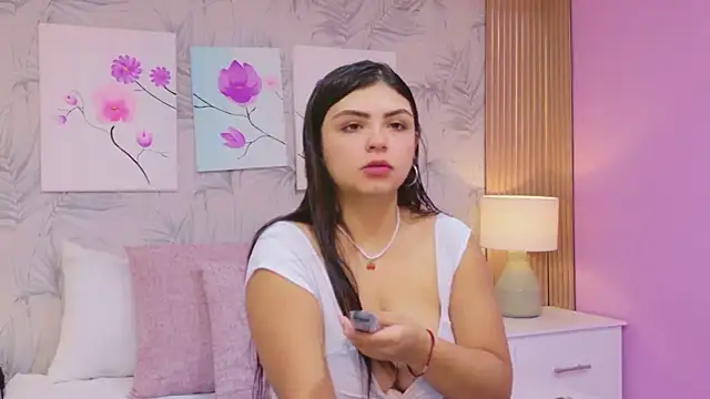 EmmaLeens online show from 03-24-26, 11:43