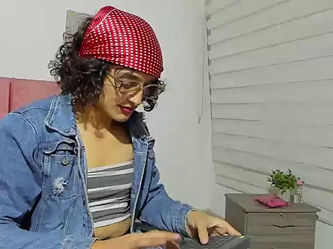 Maverick angel online show from 04-06-26, 02:29