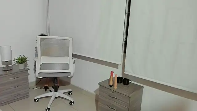 Snapshot of Maverick_angel chatting on 02-24-26, 04:08 Maverick angel online show from 02-24-26, 04:08