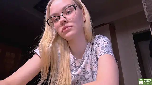 Snapshot of MiaCashe chatting on 02-24-26, 05:36 MiaCashe online show from 02-24-26, 05:36