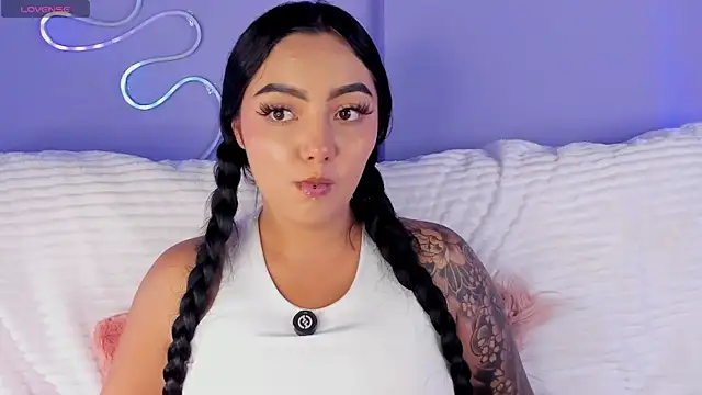 NinaAngel6 online show from 05-11-26, 04:04