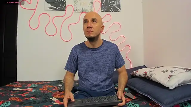 Cintya n Roger online show from 04-08-26, 12:17