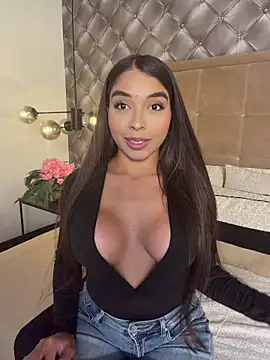 AnnyVega   online show from 07-03-26, 04:57