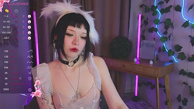 Snapshot of myawka1 chatting on 02-25-26, 10:09 myawka1 online show from 02-25-26, 10:09