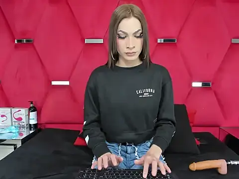 Alicee Grey online show from 04-10-26, 03:08