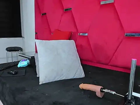 Snapshot of Alicee_Grey chatting on 02-27-26, 03:01 Alicee Grey online show from 02-27-26, 03:01