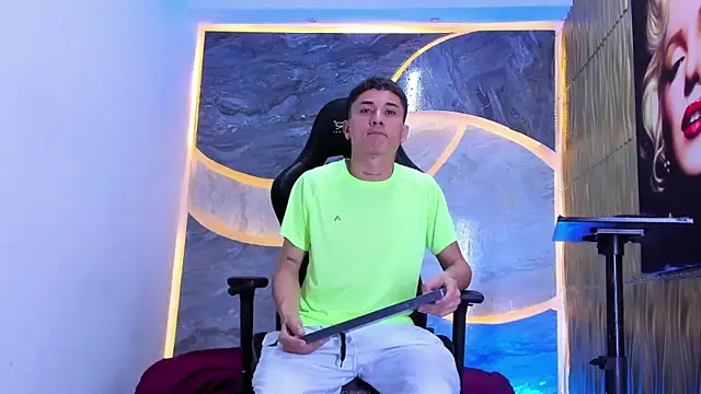 Snapshot of Matheus_Ic_ chatting on 02-25-26, 07:58 Matheus Ic online show from 02-25-26, 07:58