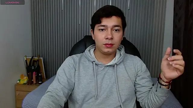 Snapshot of Julian_Smith21 chatting on 05-15-26, 12:41 Julian Smith21 online show from 05-15-26, 12:41