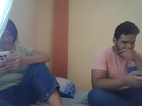 luna lohan online show from 05-17-26, 09:04