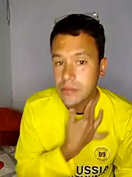 Snapshot of Ferrandiz23 chatting on 02-24-26, 09:15 Ferrandiz23 online show from 02-24-26, 09:15