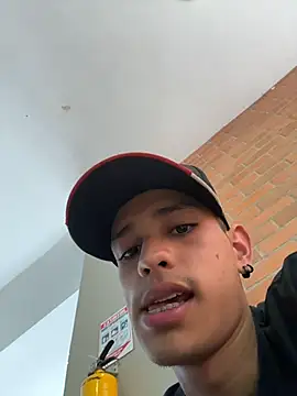 HarryGaze online show from 06-25-26, 06:35