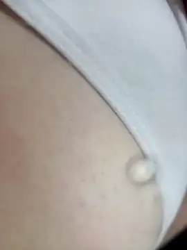 Snapshot of Ellem_05 chatting on 02-22-26, 04:15 Ellem 05 online show from 02-22-26, 04:15