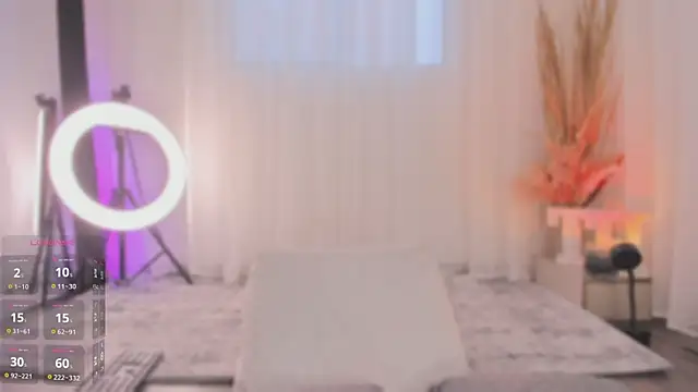 Thiago Jones1 online show from 04-15-26, 09:37