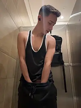 Thiago Jones1 online show from 03-10-26, 03:27