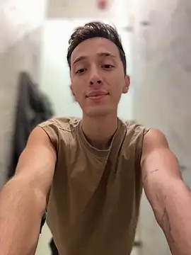 Thiago Jones1 online show from 03-04-26, 06:37