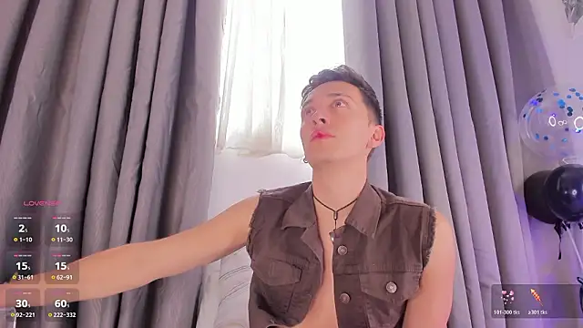 Thiago Jones1 online show from 03-02-26, 02:35