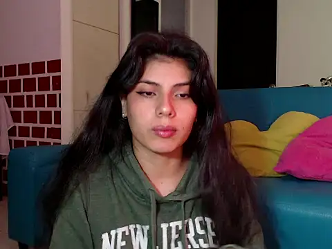 Snapshot of Mini_Sky chatting on 02-27-26, 01:00 Mini Sky online show from 02-27-26, 01:00