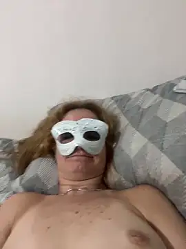 Cristal2342 online show from 02-27-26, 01:39