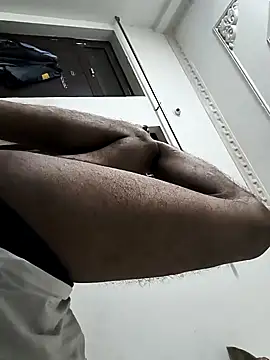 Snapshot of womencock chatting on 03-03-26, 11:45 womencock online show from 03-03-26, 11:45