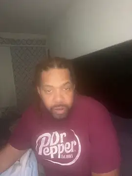 Snapshot of bigsmooth312 chatting on 02-26-26, 12:32 bigsmooth312 online show from 02-26-26, 12:32