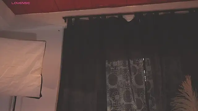   lya  online show from 05-16-26, 08:19
