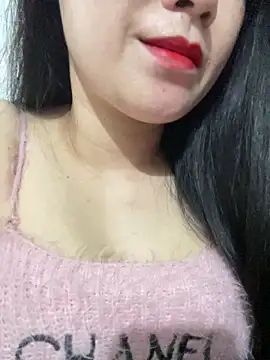 Snapshot of Vetuner_sexy chatting on 02-24-26, 01:28 Vetuner sexy online show from 02-24-26, 01:28