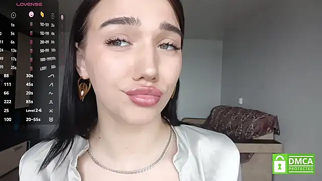 GilberteBauch online show from 03-28-26, 04:02