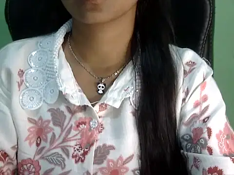 cute momo love online show from 04-02-26, 05:14