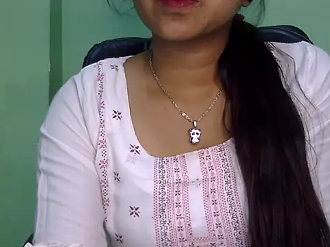 cute momo love online show from 03-12-26, 05:55