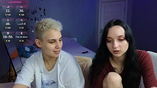 LuxuryLoverss online show from 05-06-26, 11:03
