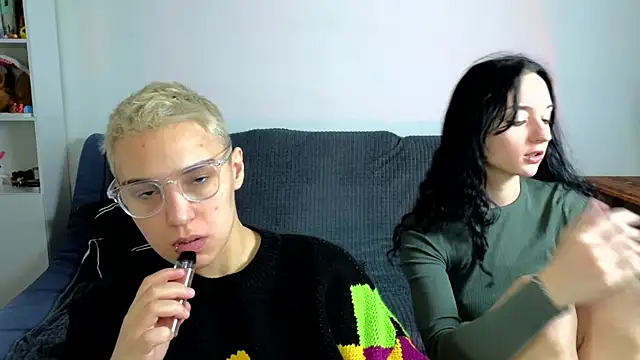 LuxuryLoverss online show from 05-12-26, 11:05