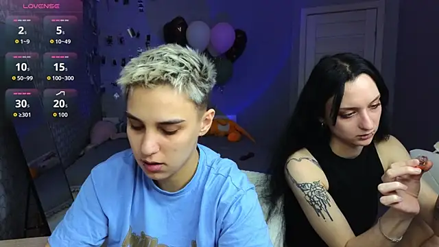 LuxuryLoverss online show from 04-03-26, 11:05