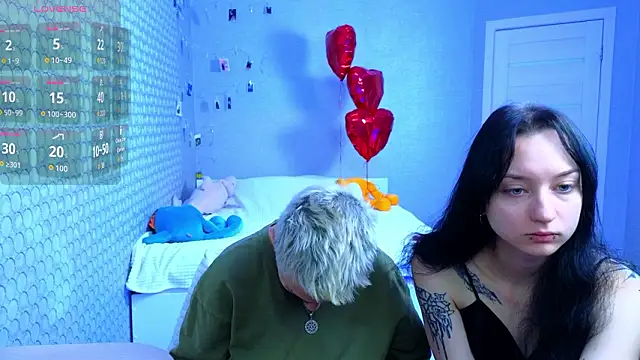 Snapshot of LuxuryLoverss chatting on 03-01-26, 11:10 LuxuryLoverss online show from 03-01-26, 11:10