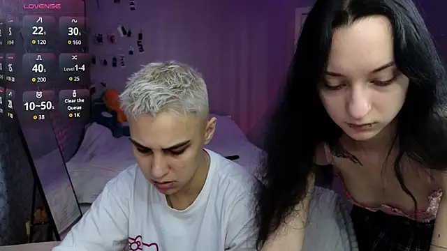 LuxuryLoverss online show from 04-27-26, 11:08