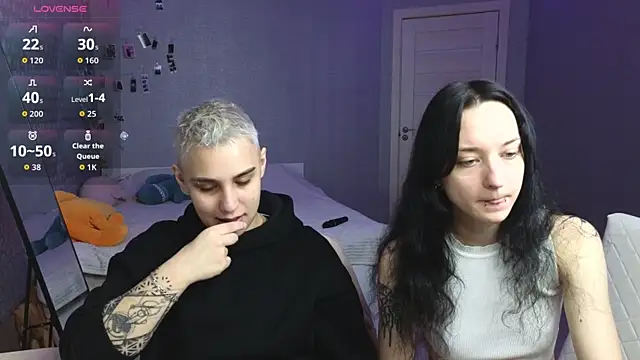 LuxuryLoverss online show from 04-28-26, 11:14
