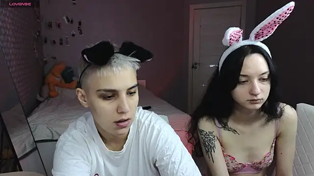 LuxuryLoverss online show from 04-26-26, 10:56