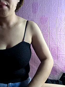 juicy-milu online show from 03-20-26, 02:40