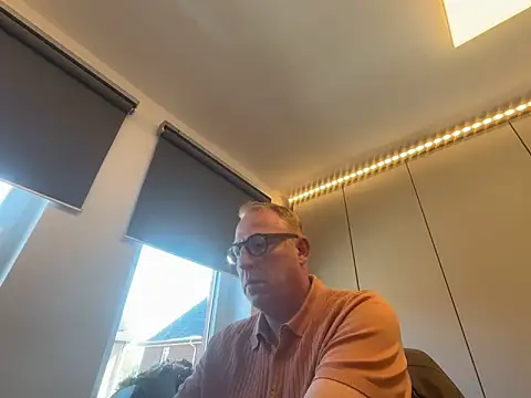 Red Spike71 online show from 04-24-26, 10:06