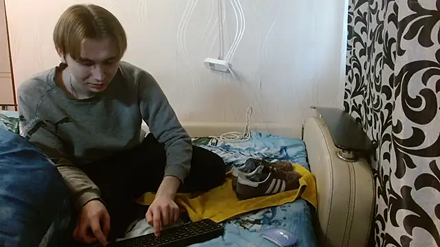 meowgary online show from 05-10-26, 04:31