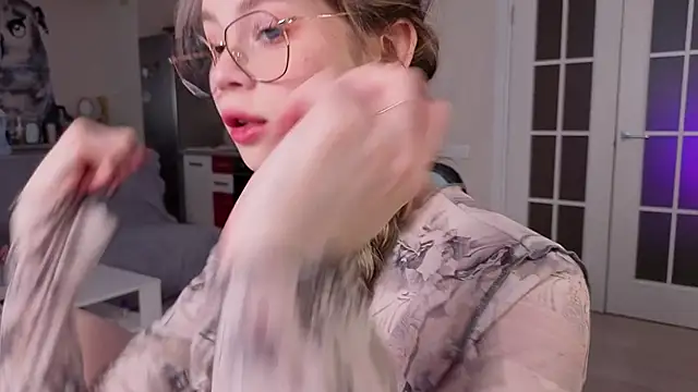 Dipamelly online show from 03-23-26, 02:22