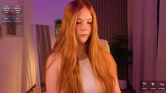 Elle Funning online show from 04-05-26, 03:13