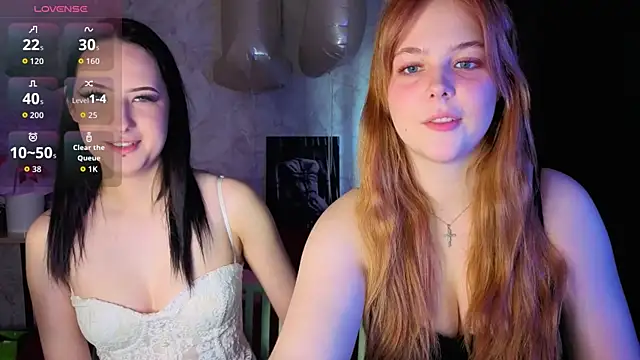 Elle Funning online show from 04-18-26, 06:16