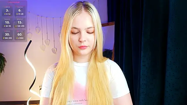 Elle Funning online show from 03-11-26, 03:00