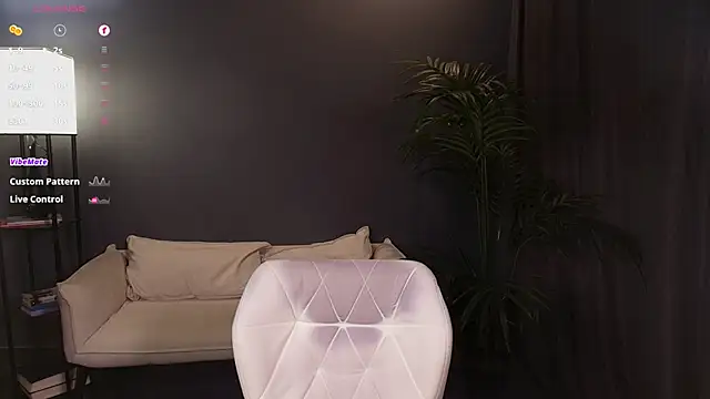 Elle Funning online show from 05-22-26, 03:59