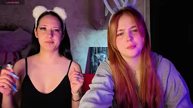 Elle Funning online show from 04-19-26, 08:59