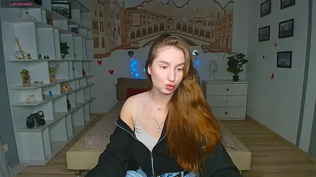 AlicaFoxis online show from 04-20-26, 06:09