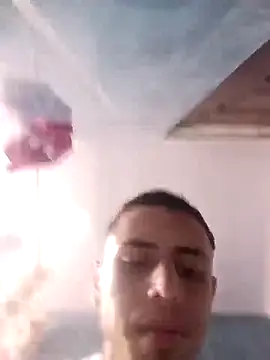 Snapshot of Cristianramos199 chatting on 02-22-26, 04:52 Cristianramos199 online show from 02-22-26, 04:52