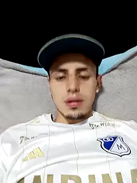 Snapshot of Cristianramos199 chatting on 02-27-26, 02:23 Cristianramos199 online show from 02-27-26, 02:23