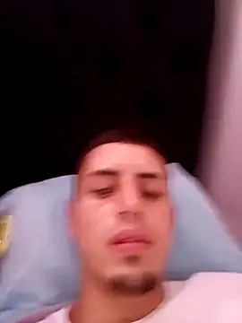 Snapshot of Cristianramos199 chatting on 02-27-26, 10:20 Cristianramos199 online show from 02-27-26, 10:20